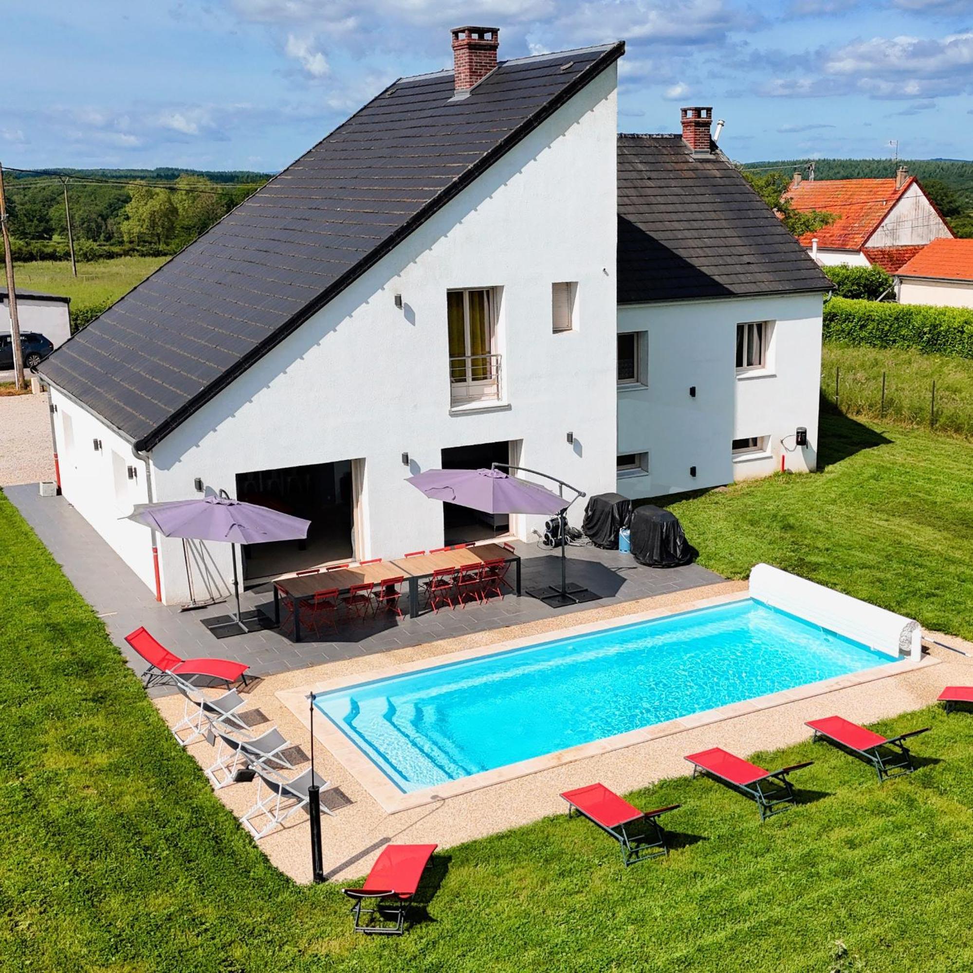 Les Retrouvailles Des Ducs By Vindihouses - Piscine Chauffe Toute L'Annee - Billard Magnien Bagian luar foto